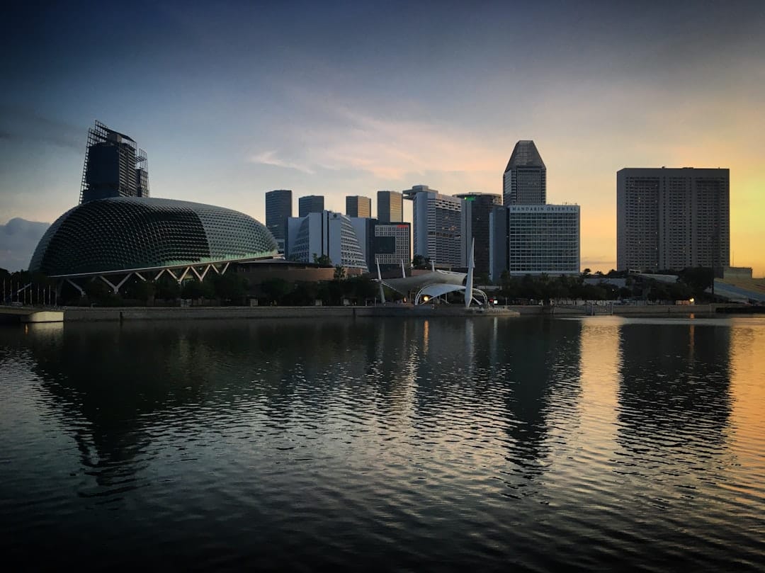 Coinbase расширяет международное присутствие с запуском в Сингапуре