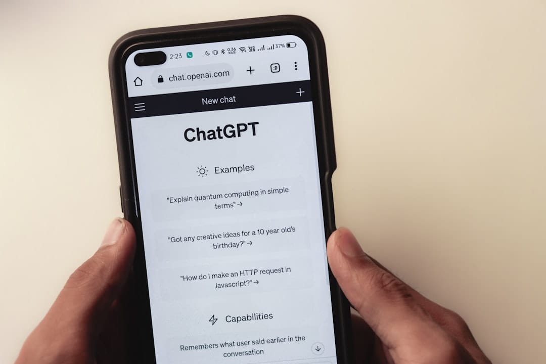 Илон Маск представил мессенджер X Chat с надежным шифрованием