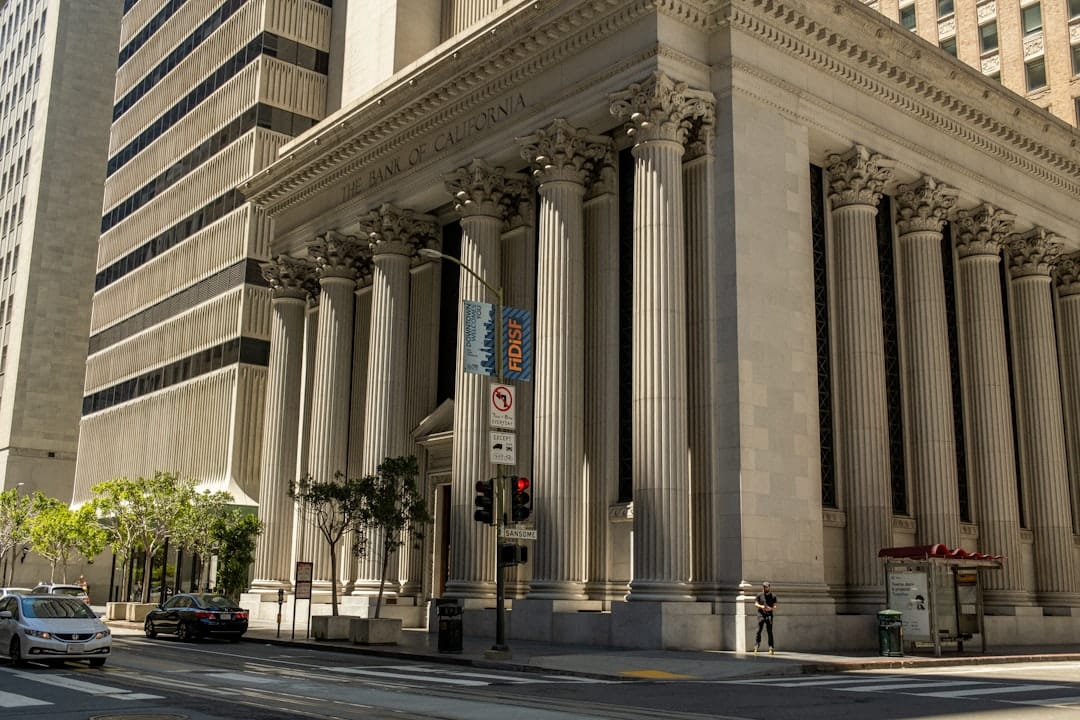 Трамп подал иск к JPMorgan во Флориде на $5 млрд из-за «дебанкинга»