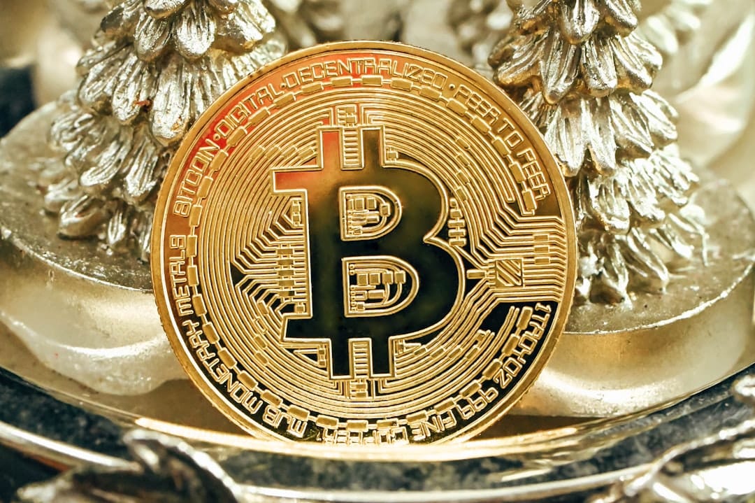 Пауза в США по законопроекту о крипторегулировании обострила споры вокруг DeFi и управления