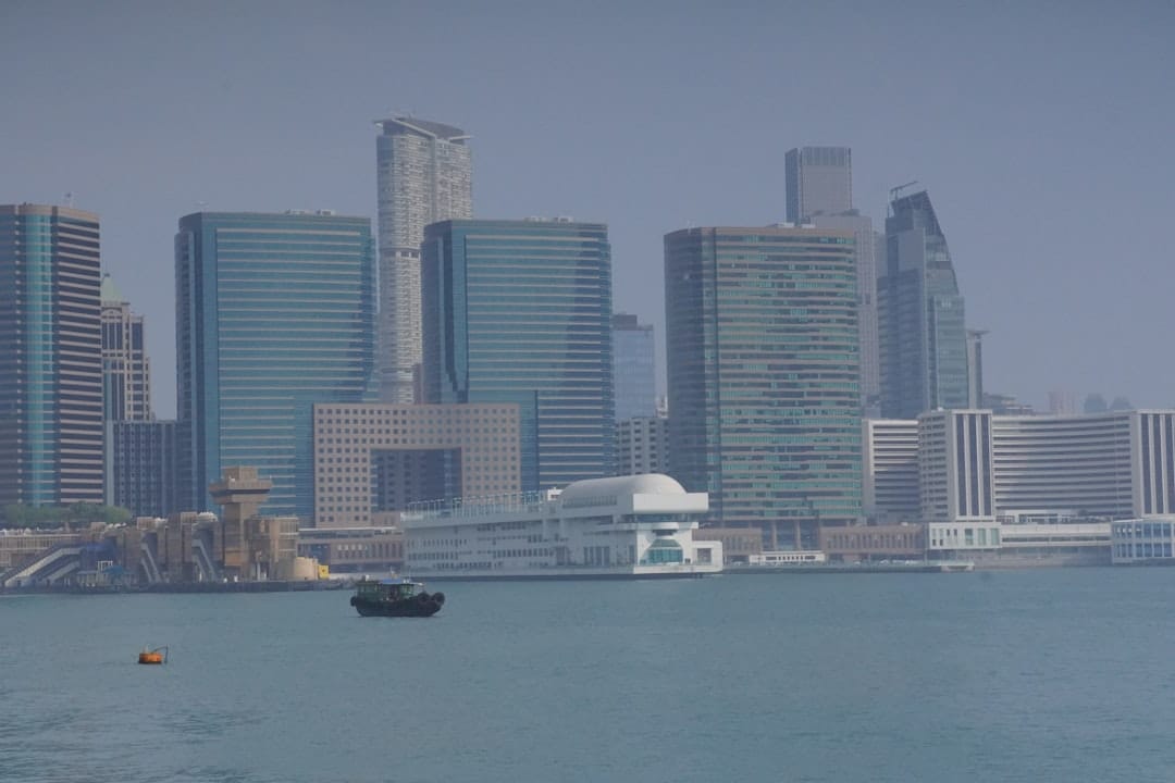 Гонконг планирует выдать первые лицензии эмитентам стейблкоинов в марте — Reuters