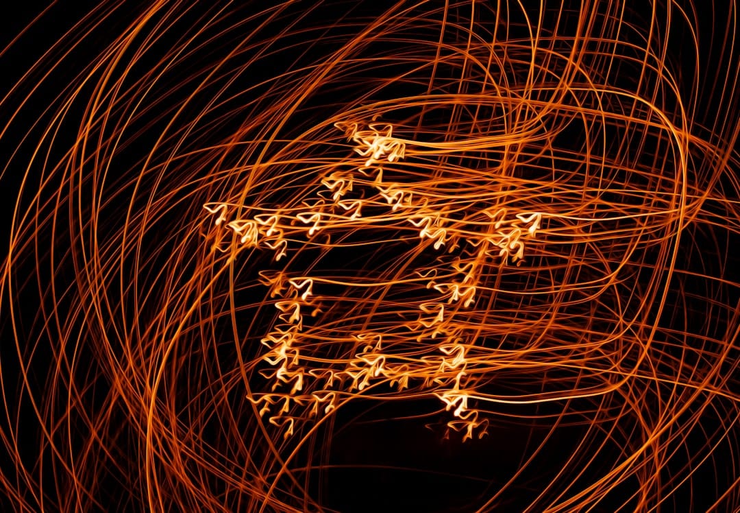 Почему Bitcoin рухнул: три версии падения BTC ниже $60 000