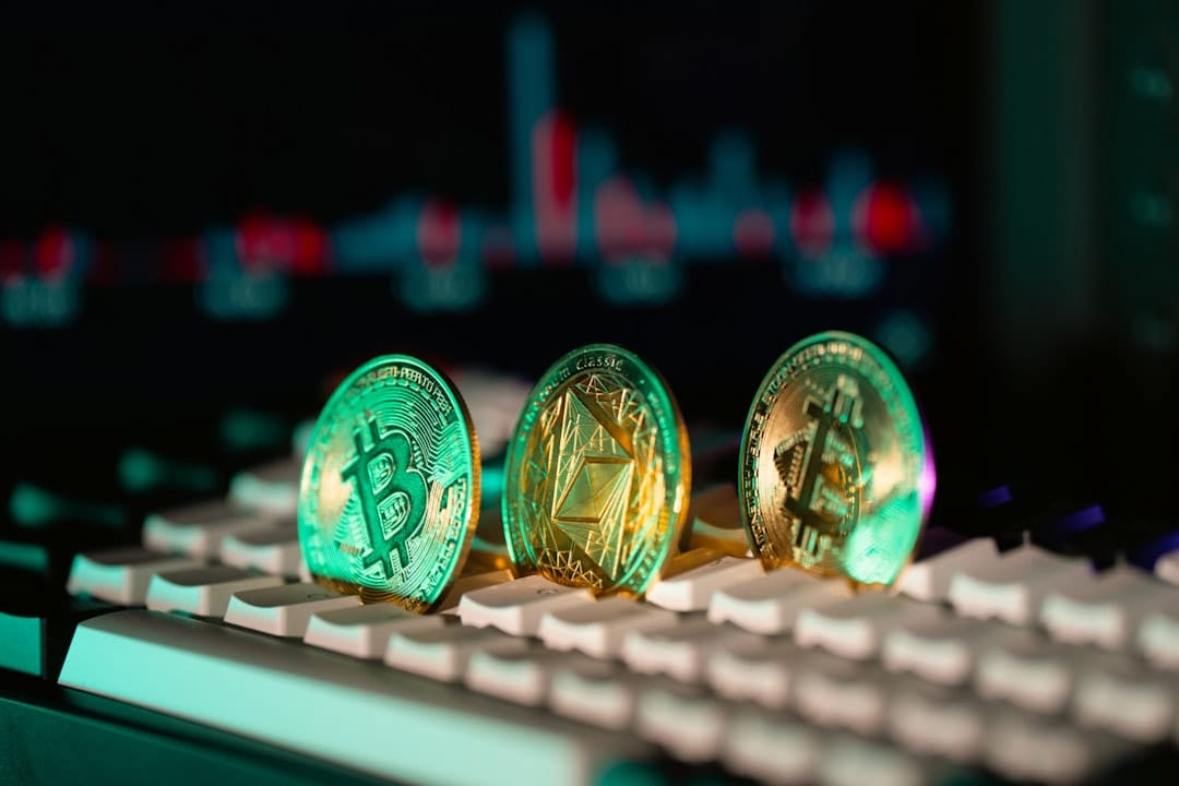 Strategy может возобновить покупки биткоина через STRC: дойдет ли BTC до $80 000?