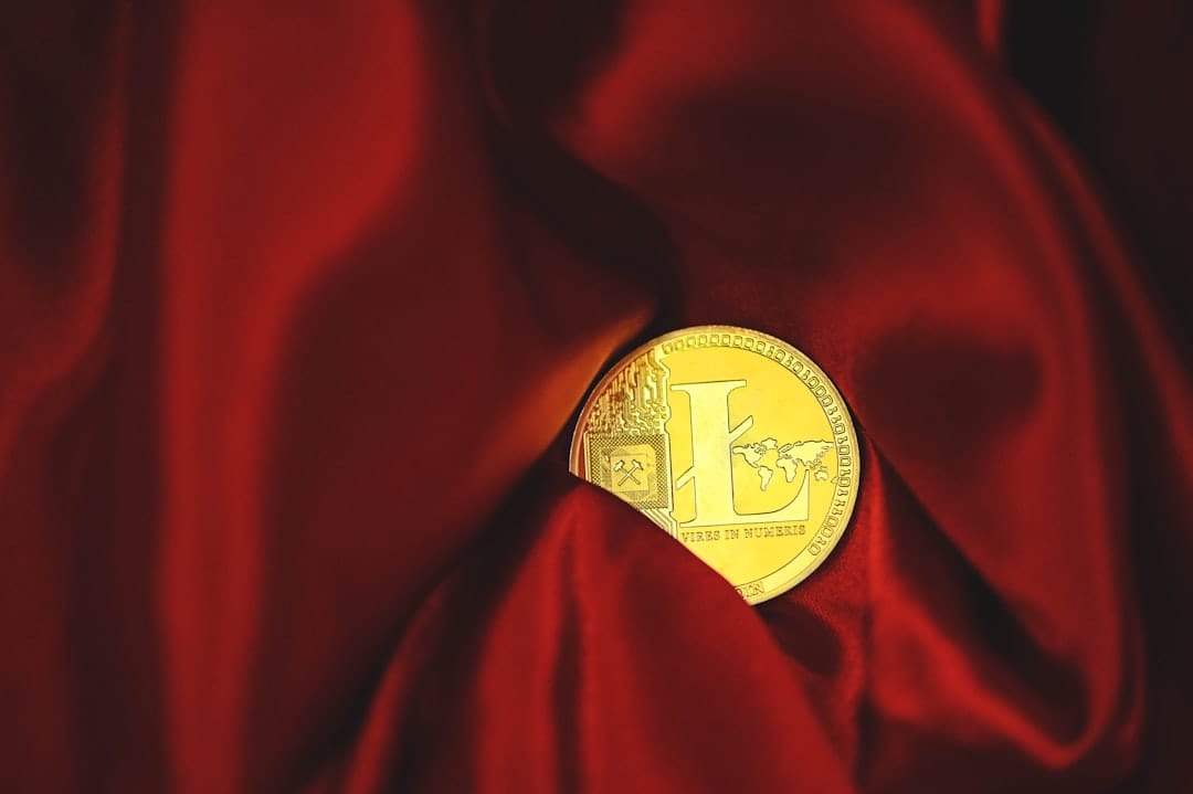 Биткоин приблизился к $75 000 на фоне надежд на сделку США и Ирана и массового шорт-сквиза