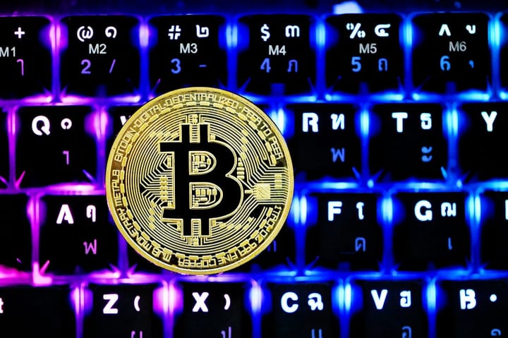 BlackRock инвестирует в биткойн и эфир на $1 млрд на фоне снижения цен