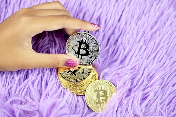 Какие публичные компании извлекают выгоду из стандарта Bitcoin?