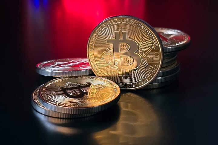 Падение стоимости Bitcoin принесло убыток Сатоши Накамото более $20 миллиардов