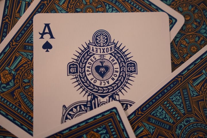 Румыния запрещает Polymarket за незаконные ставки на криптовалюту на фоне ставок на выборы в $600 млн