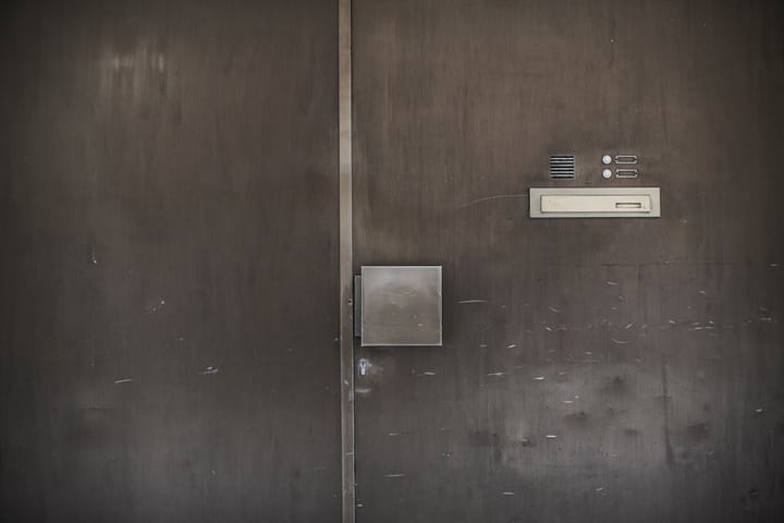 Рынок мемкоинов рухнул до минимума 2025 года, потеряв $5 млрд за день