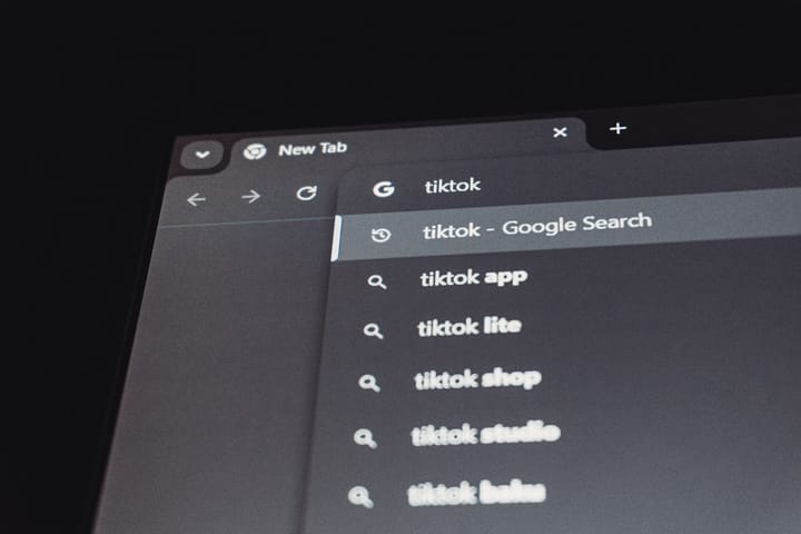 VanEck запустила в США первый спотовый ETF на Avalanche (AVAX)