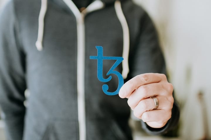 Киты и «умные деньги» за 9 дней купили биткоинов на $3,2 млрд — Santiment