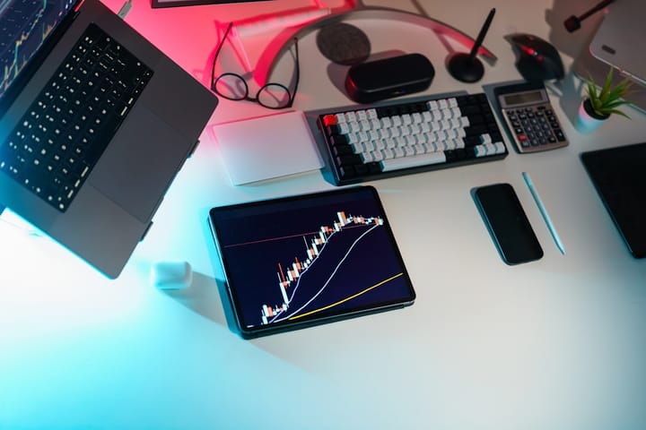 Прогнозы по рынкам на 16 февраля: SPX, DXY, BTC, ETH и топ-альткоины