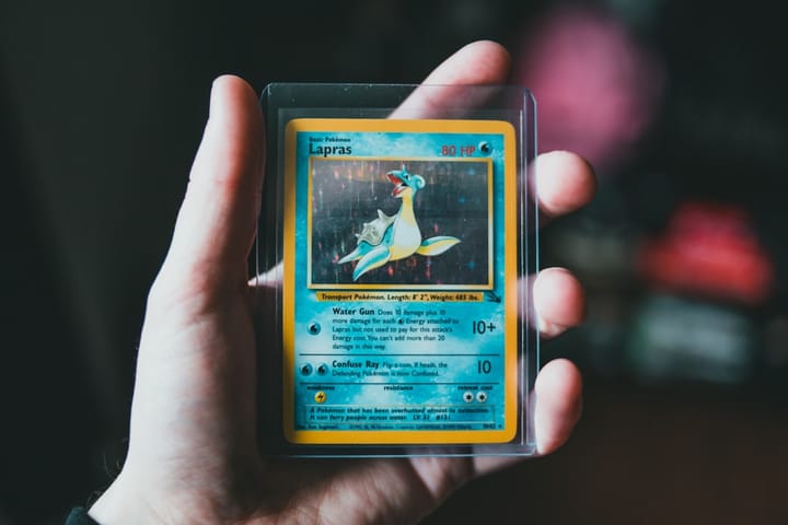 Логан Пол продал редкую карту Pokémon почти за $16,5 млн и обновил мировой рекорд