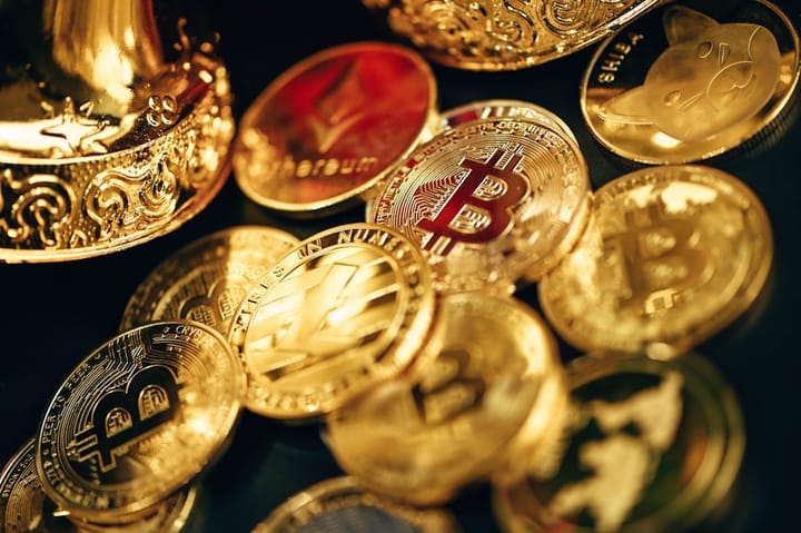 Биткоин близок к точке разворота: рынок сжимается в диапазоне $65–70 тыс.