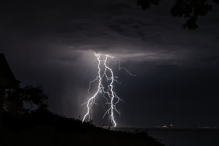 Voltage запустила кредитную линию для бизнеса в Lightning с расчетами в долларах