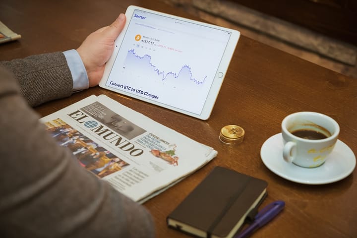 Биткоин рискует продлить серию падений: отметка $70 000 сдерживает рост