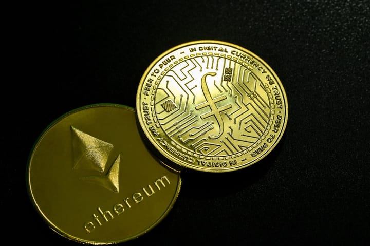 Налоги на криптовалюту пересматривают, а биткоин не может закрепиться выше $70 000: итоги февраля в цифрах