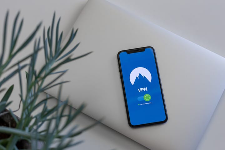 Google обнаружил новый мощный набор уязвимостей для взлома iPhone ради кражи криптоданных