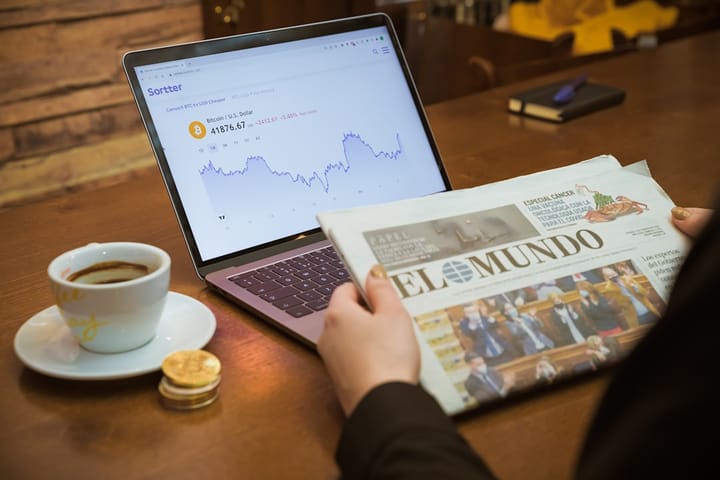 Биткоину грозит падение до 50% на фоне усиления связи с рынком акций США