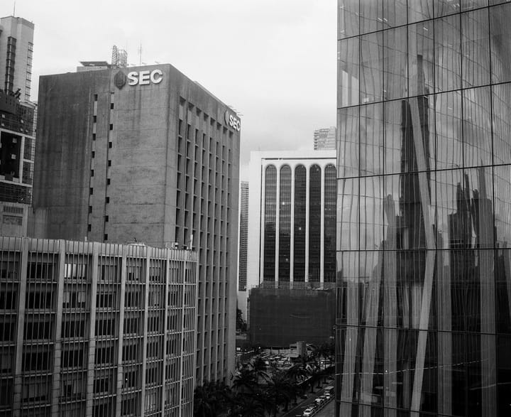 Fidelity призвала SEC продвинуться в регулировании криптоопераций для брокеров-дилеров