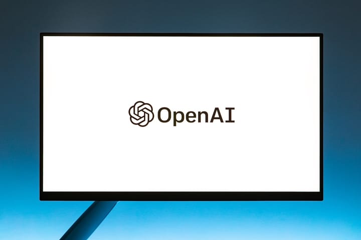 Инвесторы в ОАЭ выкупают просадку в ИИ и сохраняют интерес к криптоактивам на фоне конфликта